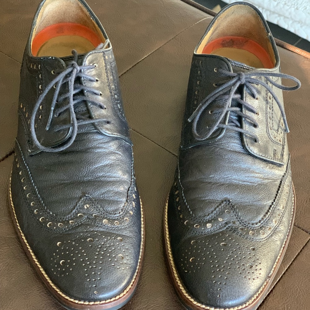 Cole Haan Black leather wingtips oxfords sz 8.5
